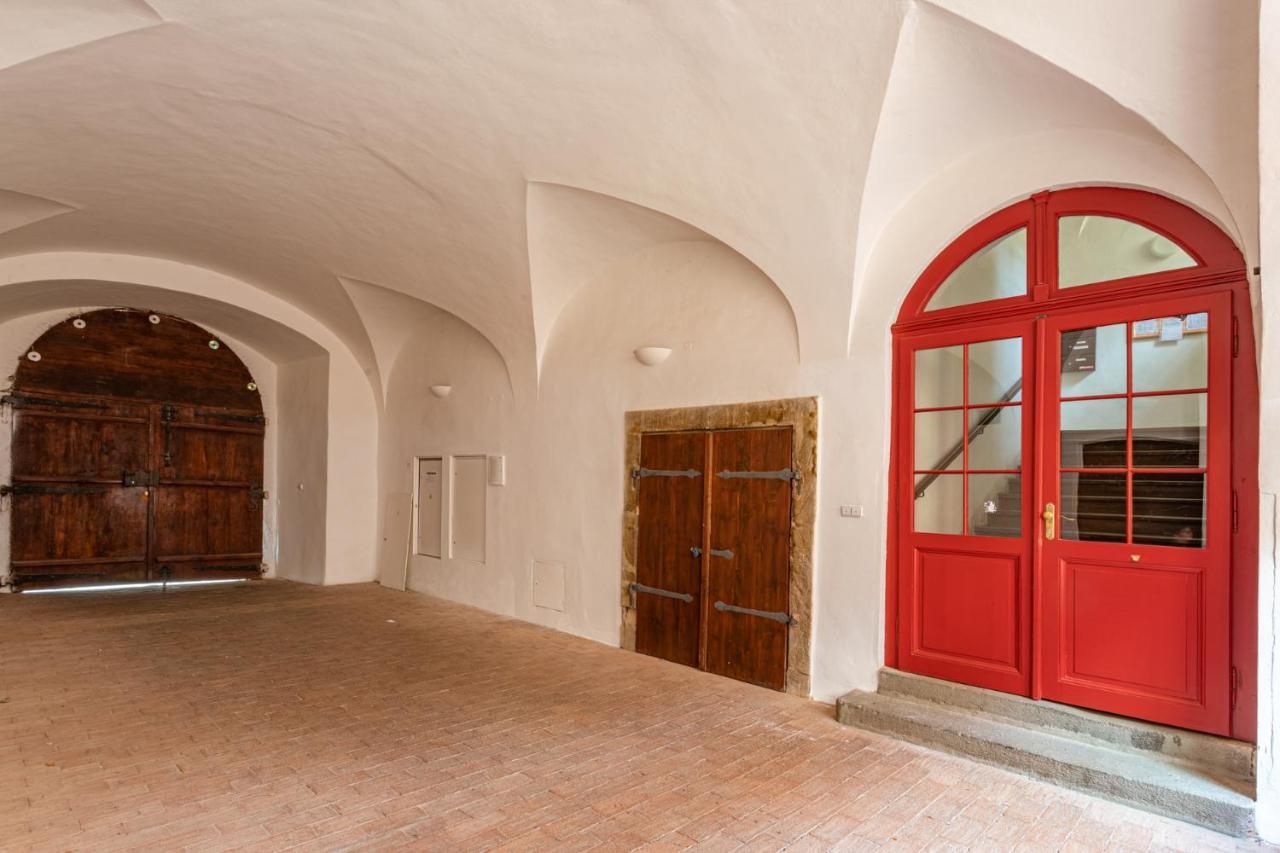 Mostecka Apartment Prag Exterior foto